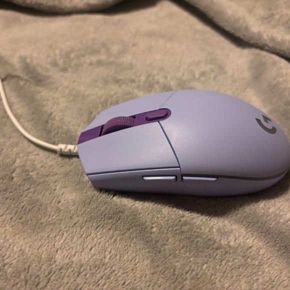 Logitech Gaming Mouse - Picture 3 of 3